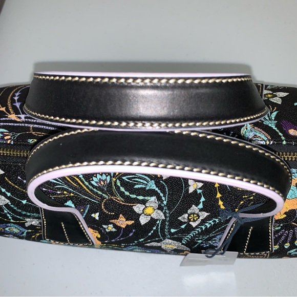 Disney “Aladdin” 30th Anniversary Dooney & Bourke Satchel Handbag-NWT - Picture 8 of 14